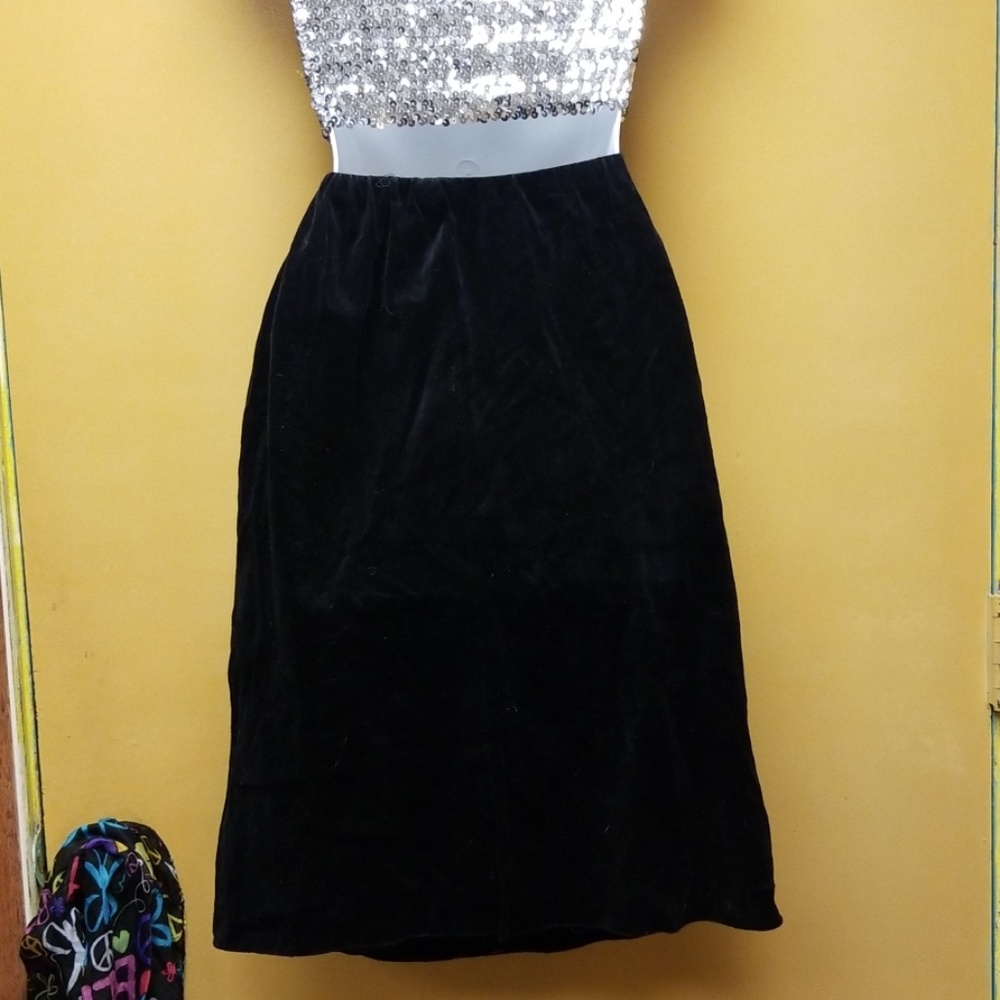 Velour long skirt with split - Picture 6 of 6